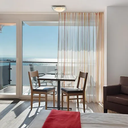 Gaestehaus D I C K R E I T E R Immenstaad am Bodensee