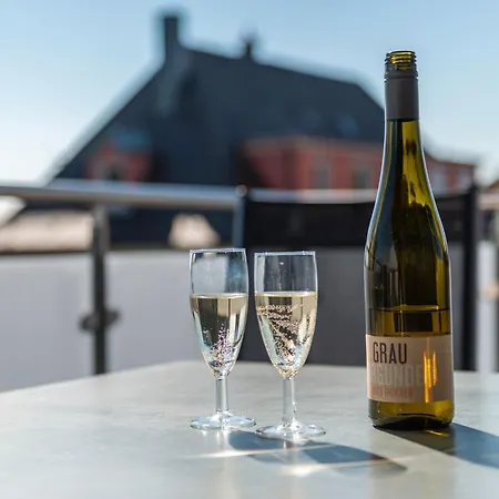 Gaestehaus D I C K R E I T E R Apartment Immenstaad am Bodensee