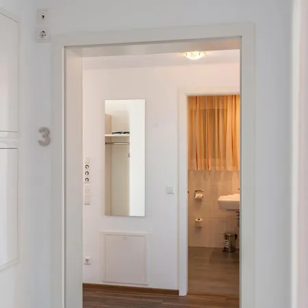 Gaestehaus D I C K R E I T E R *