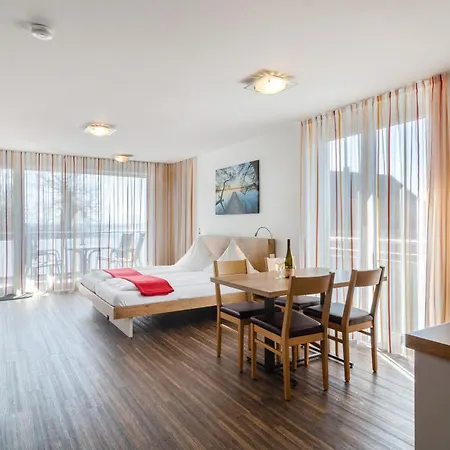 Gaestehaus D I C K R E I T E R *