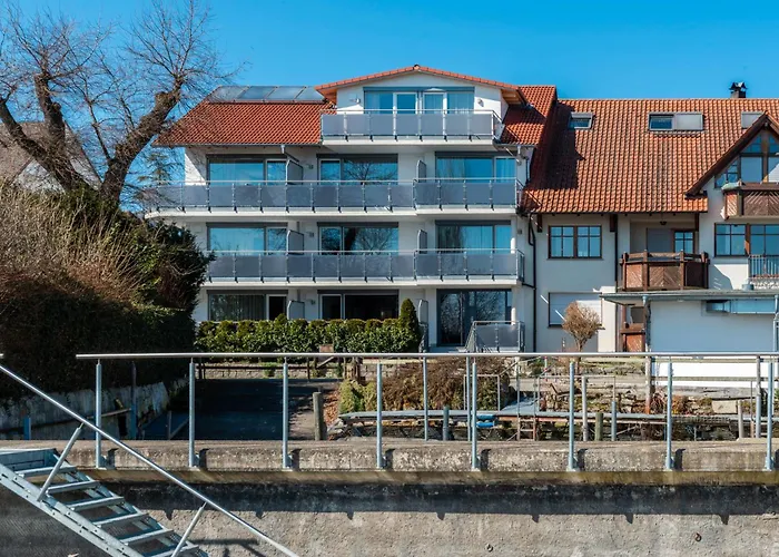 Gaestehaus D I C K R E I T E R * Immenstaad am Bodensee