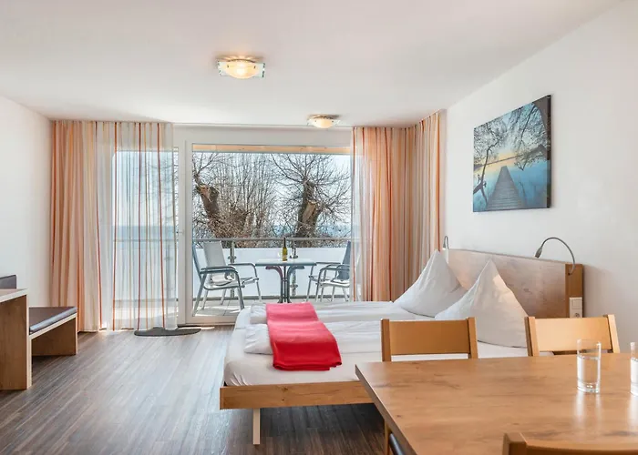 D I C K R E I T E R Lägenhet *