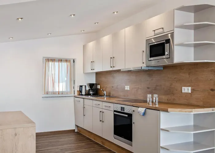 D I C K R E I T E R *