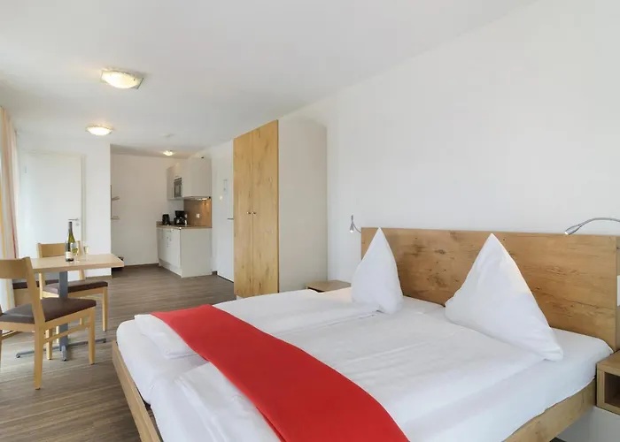 Gaestehaus D I C K R E I T E R Immenstaad am Bodensee