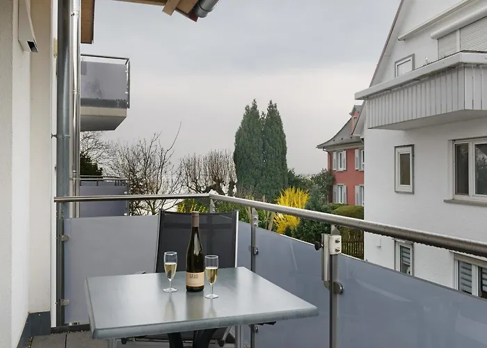 Gaestehaus D I C K R E I T E R Immenstaad am Bodensee